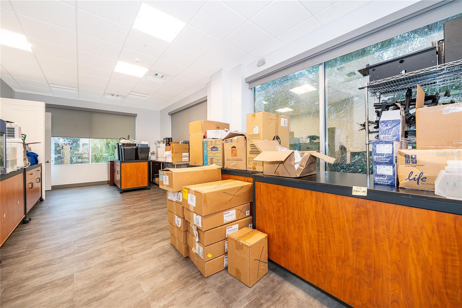 O6371029 Property Photo 14