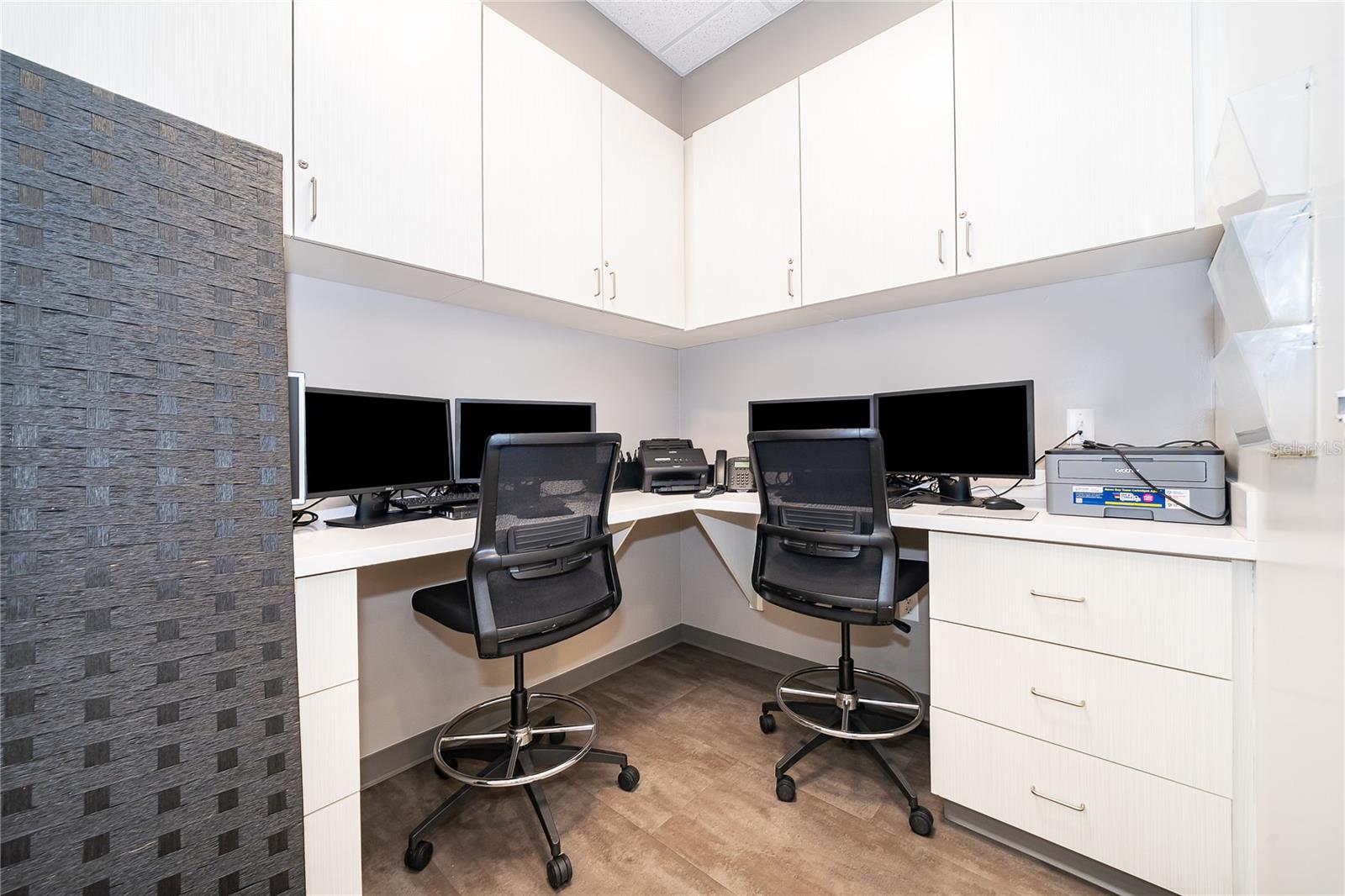 O6371029 Property Photo 28