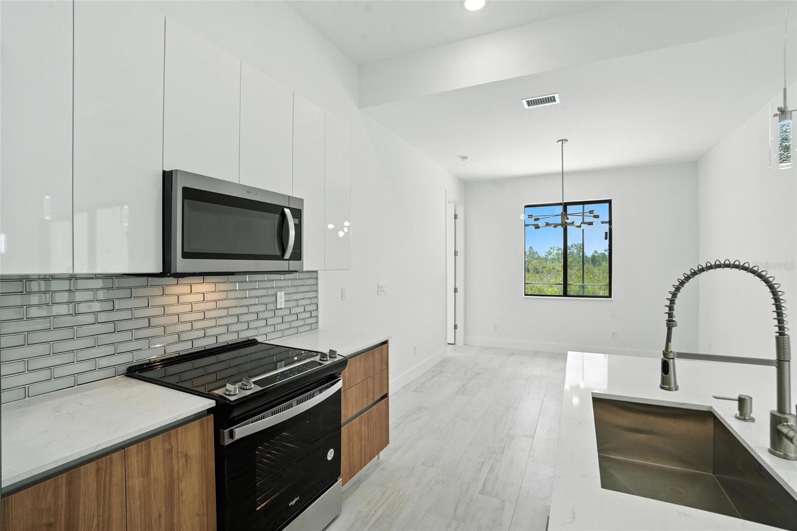 8348 Walden St Property Photo 21
