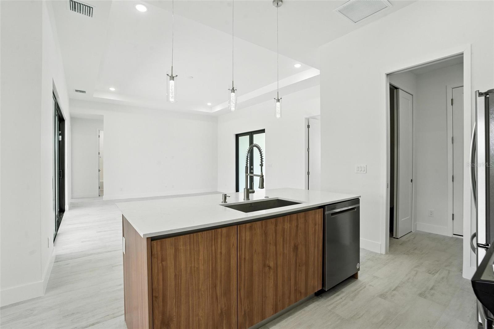 8348 Walden St Property Photo 23