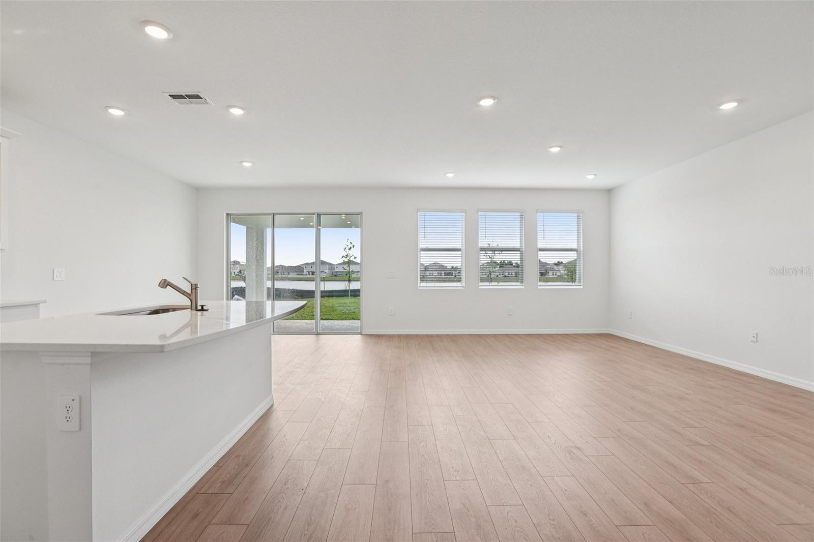 5392 Cloudberry Property Photo 3