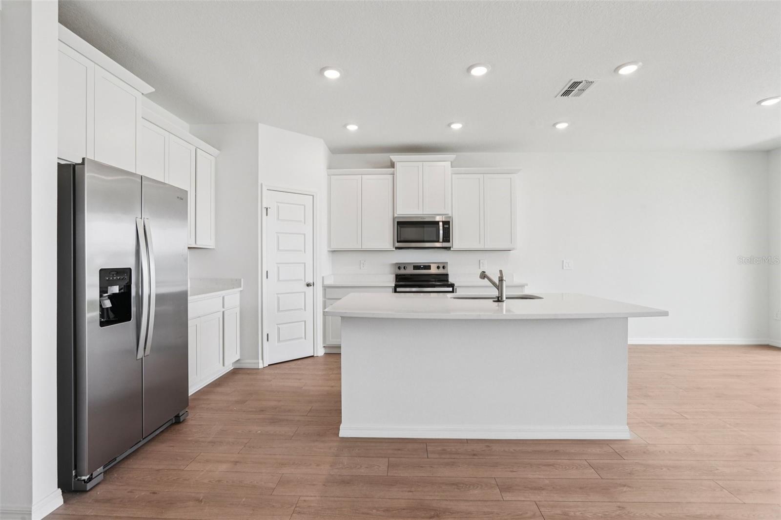 5392 Cloudberry Property Photo 10