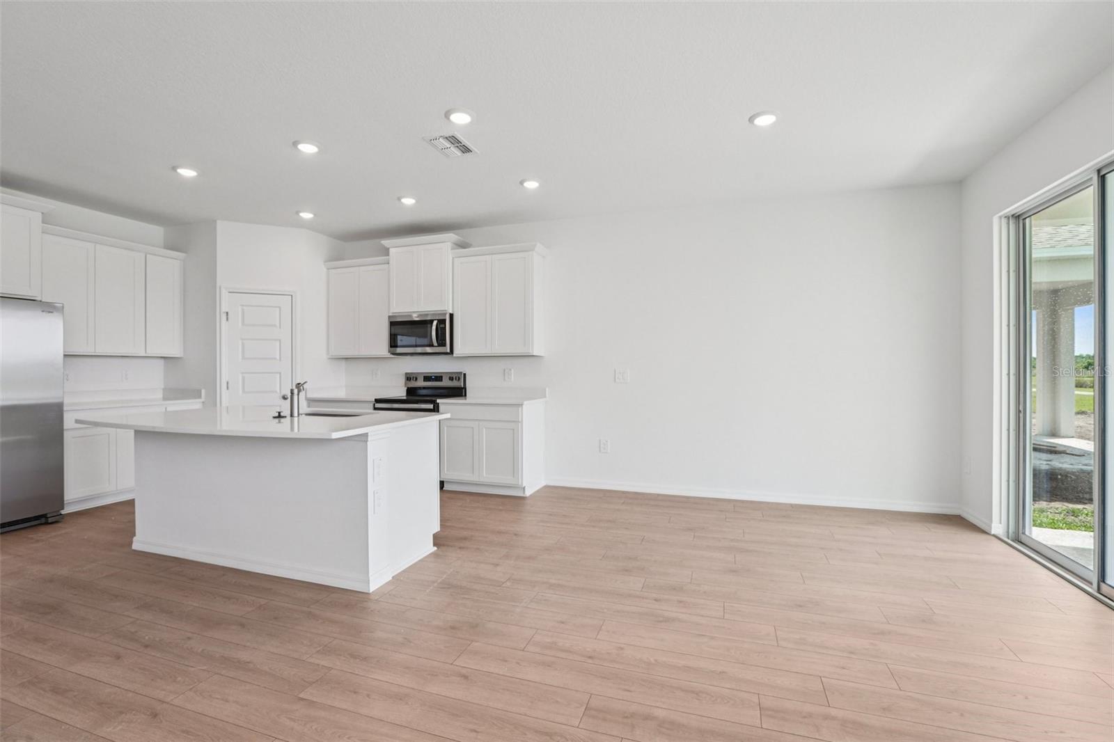 5392 Cloudberry Property Photo 12