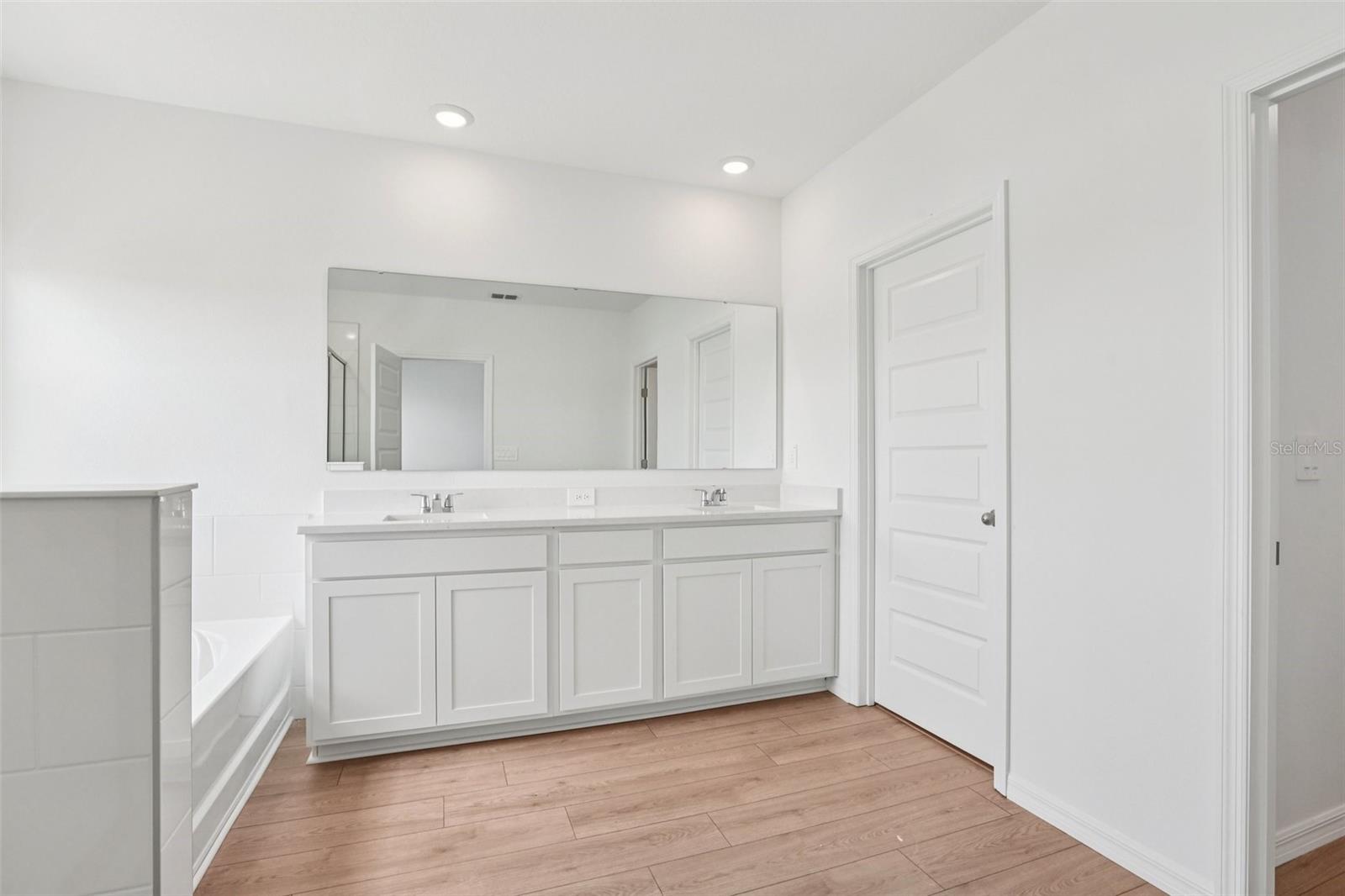 5392 Cloudberry Property Photo 37