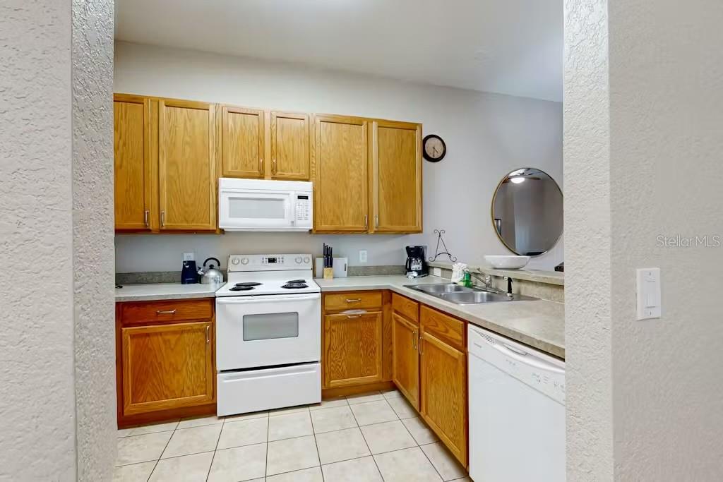 903 Gran Bahama Blvd #903 Property Photo 10