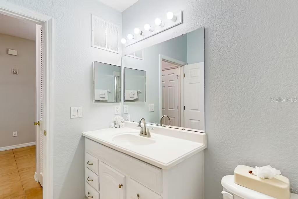 903 Gran Bahama Blvd #903 Property Photo 17