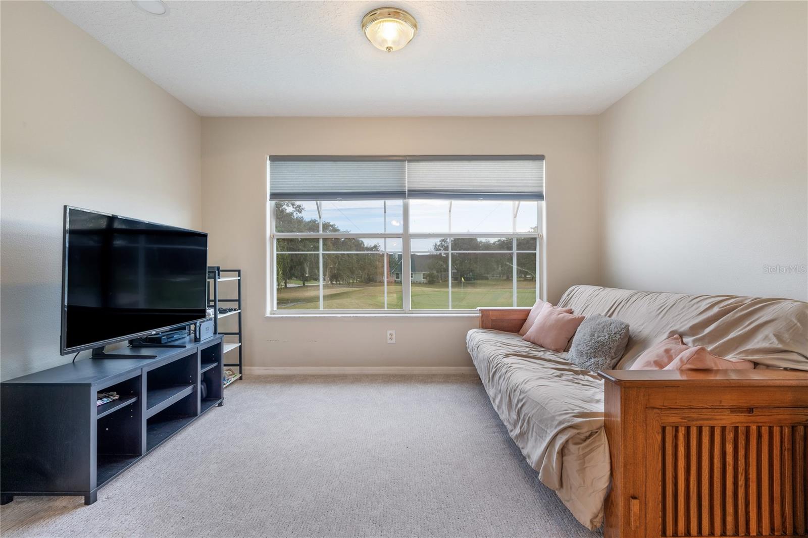 1524 The Oaks Blvd Property Photo 18