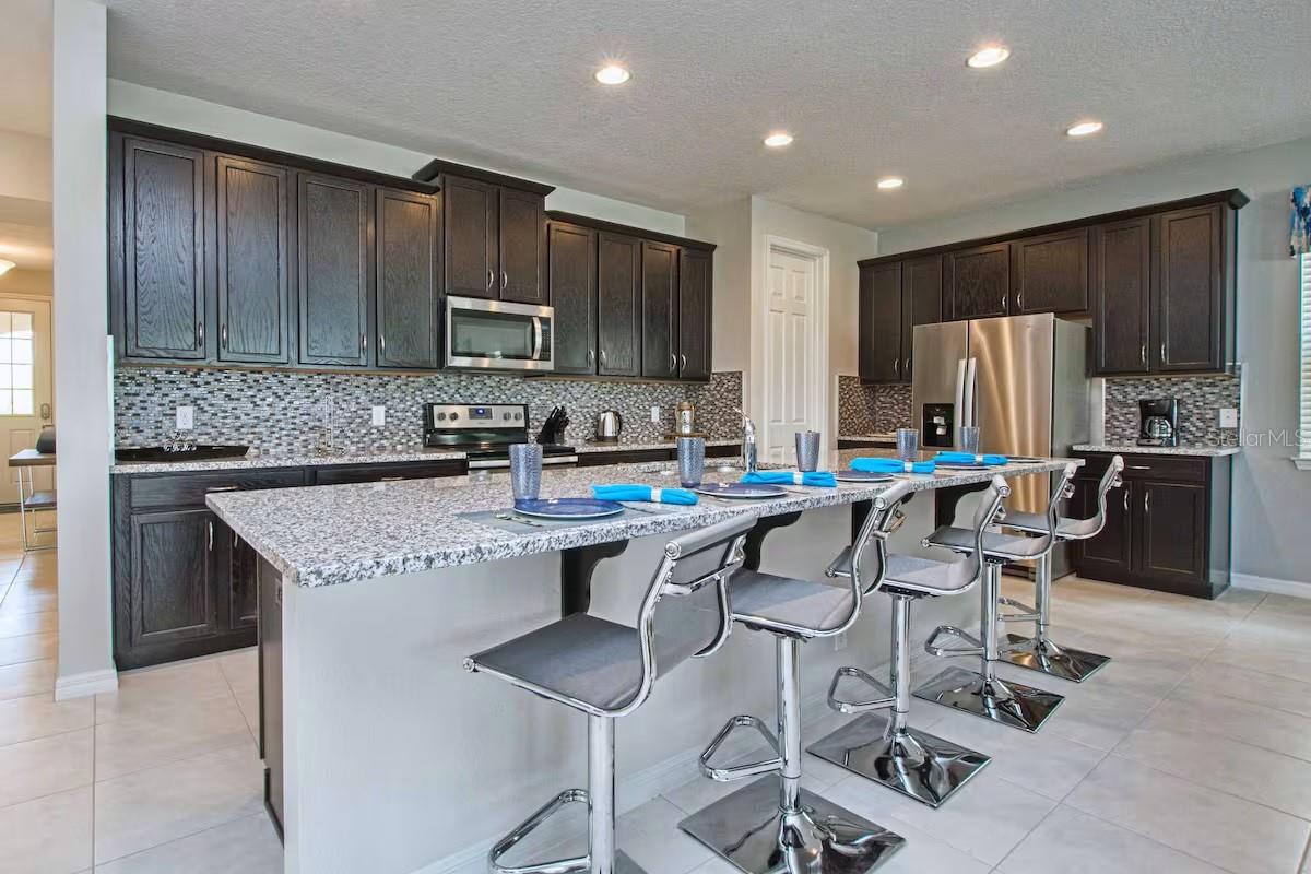 9013 Sunshine Ridge Loop Property Photo 3