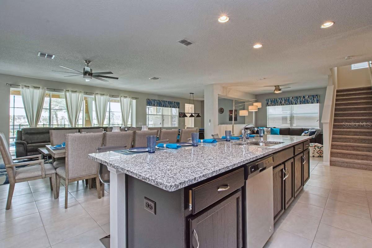 9013 Sunshine Ridge Loop Property Photo 5