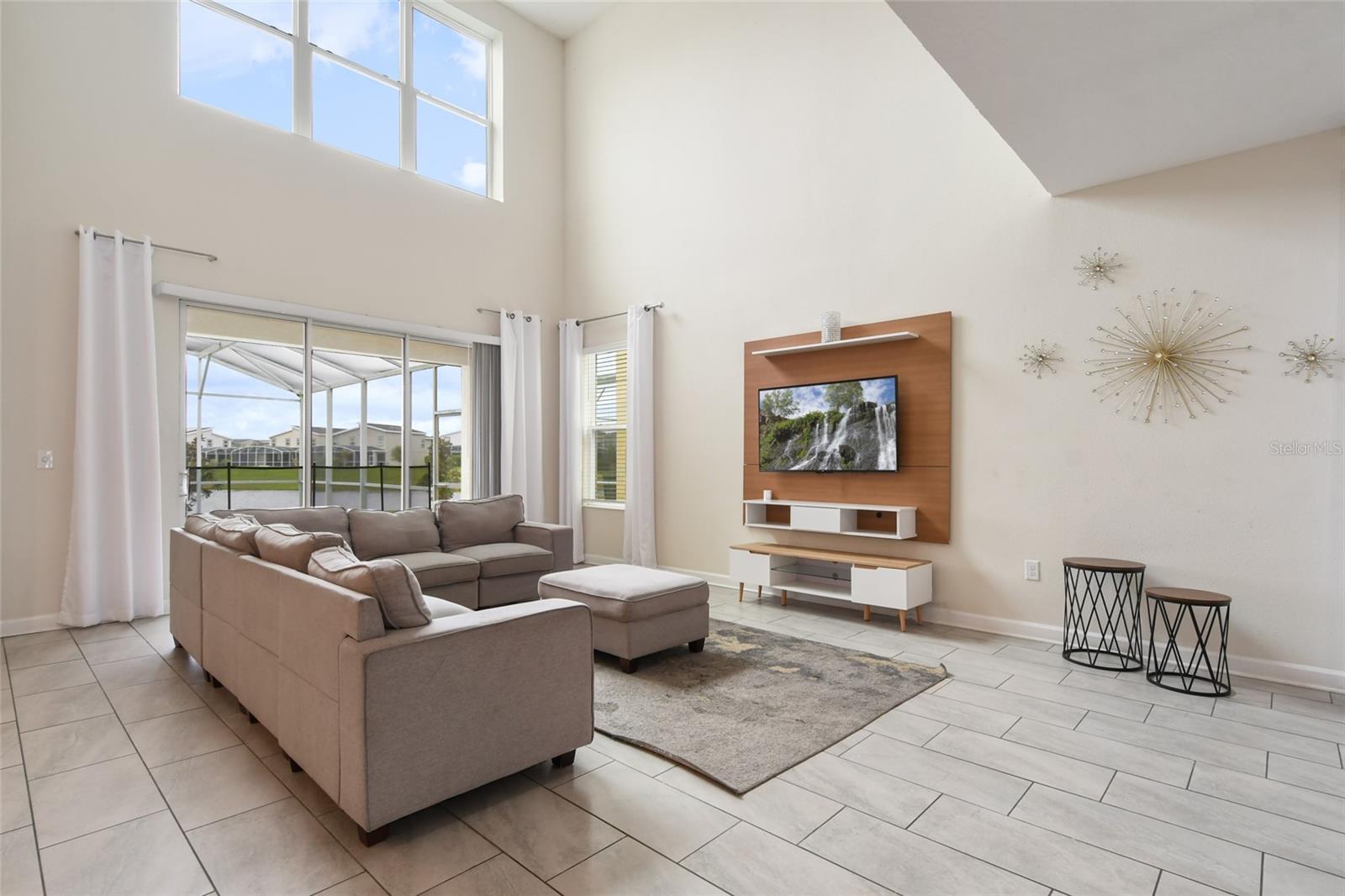 8942 Cabot Cliffs Dr Property Photo 10