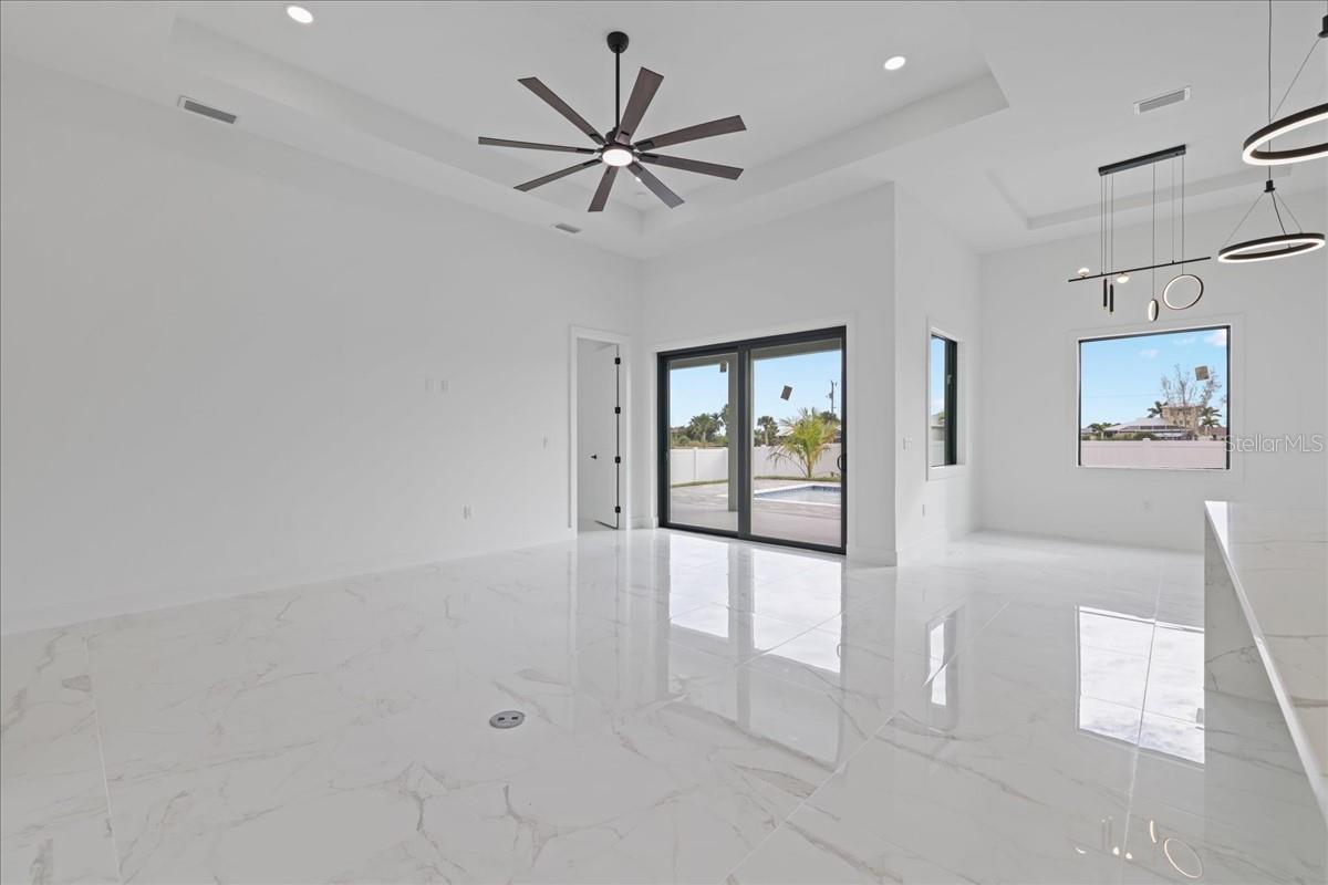 17375 Waco Ave Property Photo 10