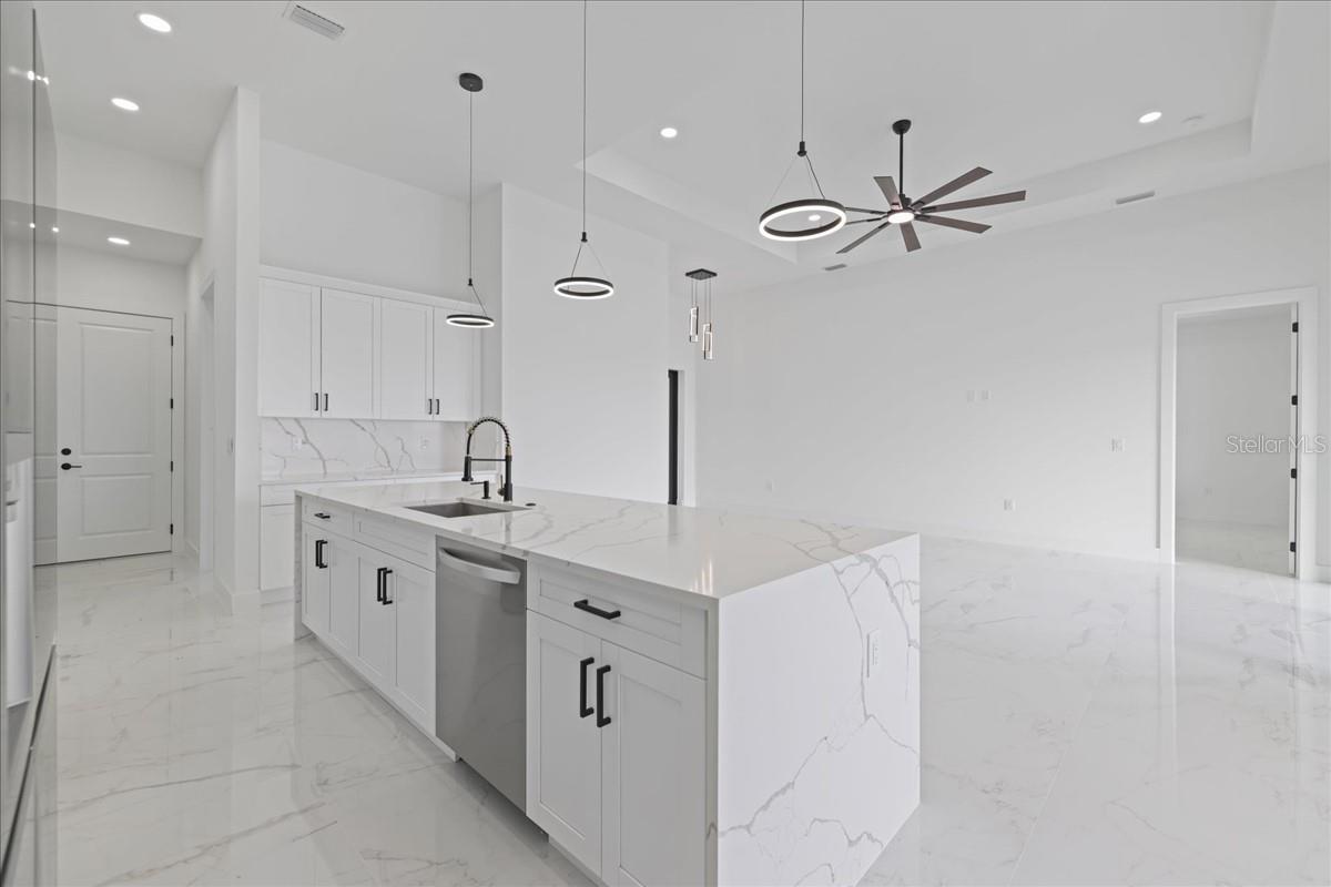 17375 Waco Ave Property Photo 14