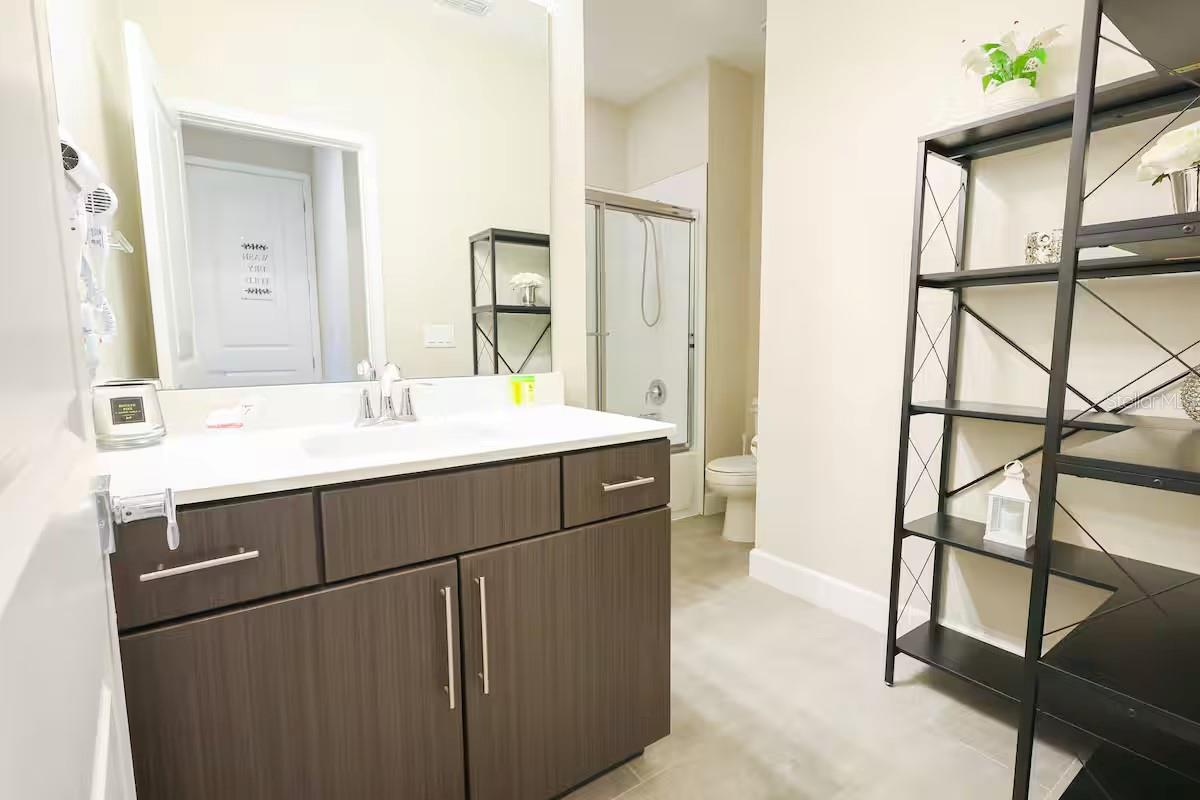 216 Villa Domani Cir Property Photo 17
