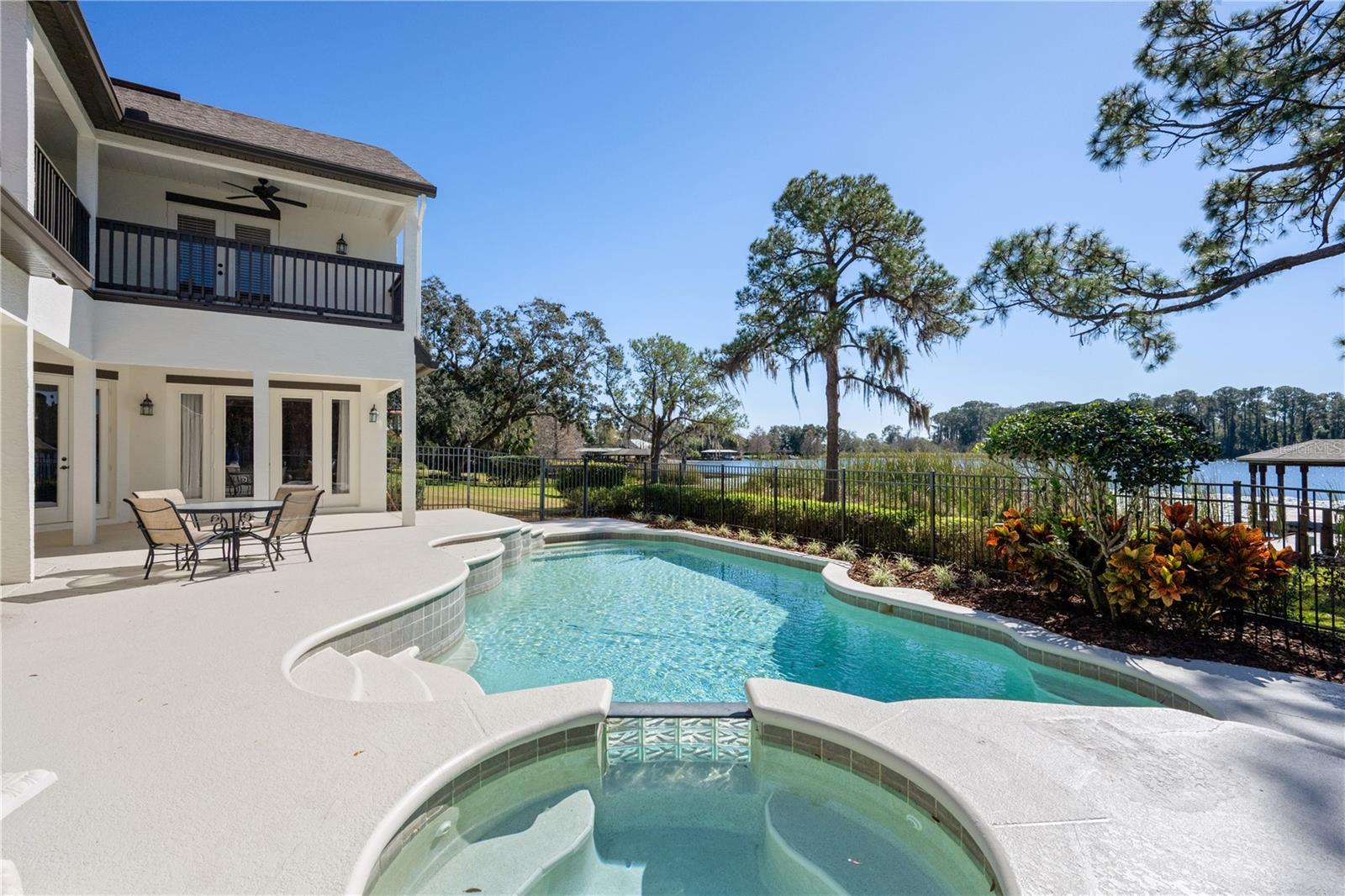10870 Bayshore Dr Property Photo 34