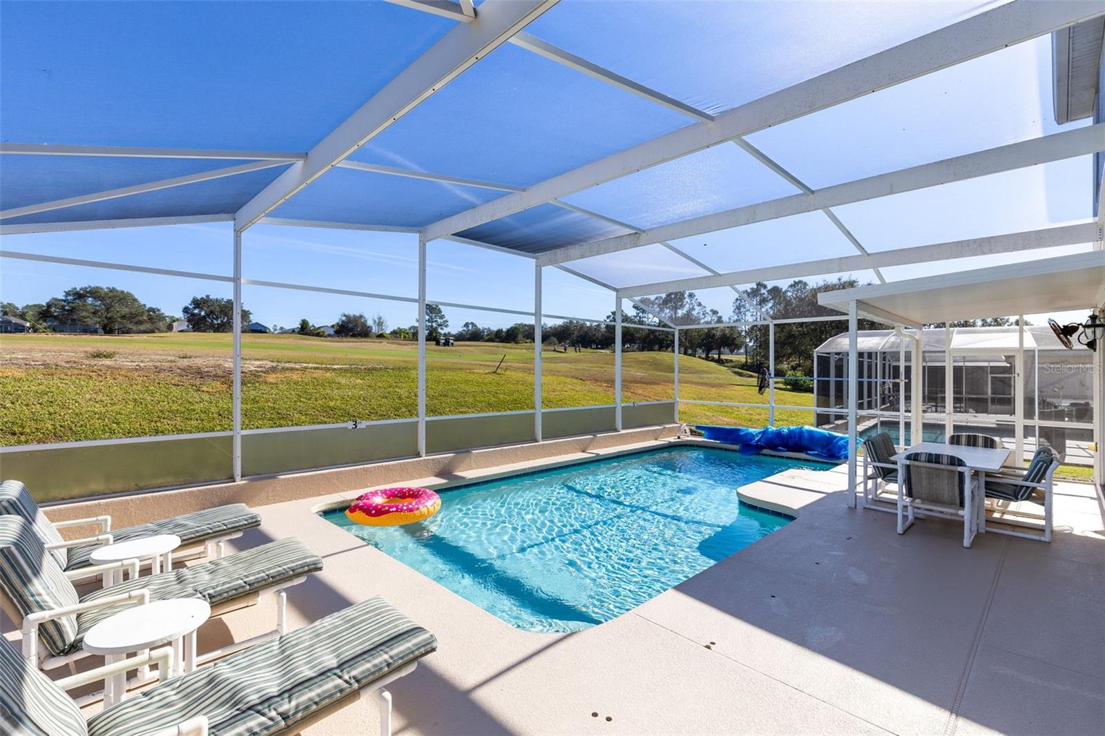 142 Birkdale St Property Photo 16