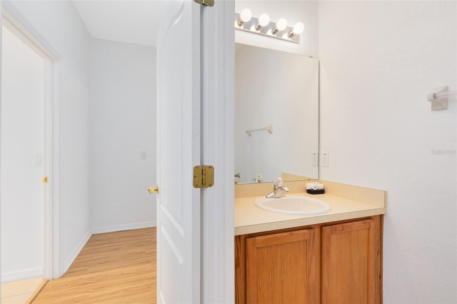 142 Birkdale St Property Photo 21