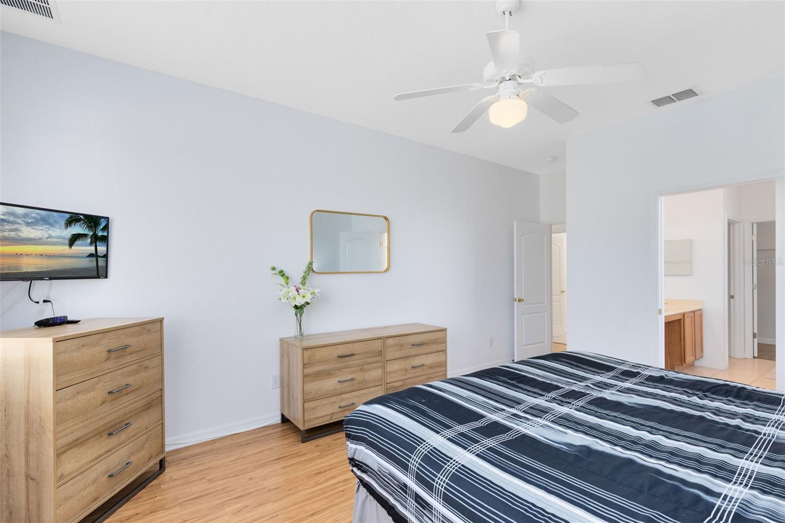 142 Birkdale St Property Photo 24