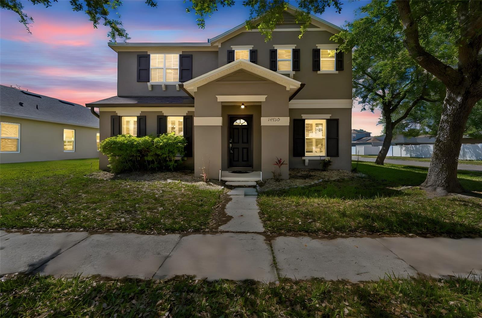 14759 Royal Poinciana Dr Property Photo 2