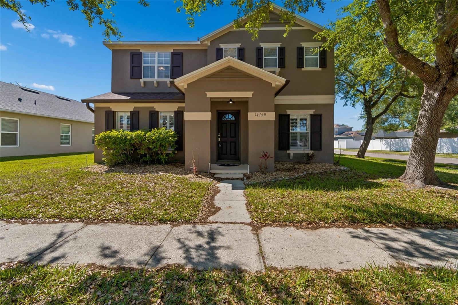 14759 Royal Poinciana Dr Property Photo 3