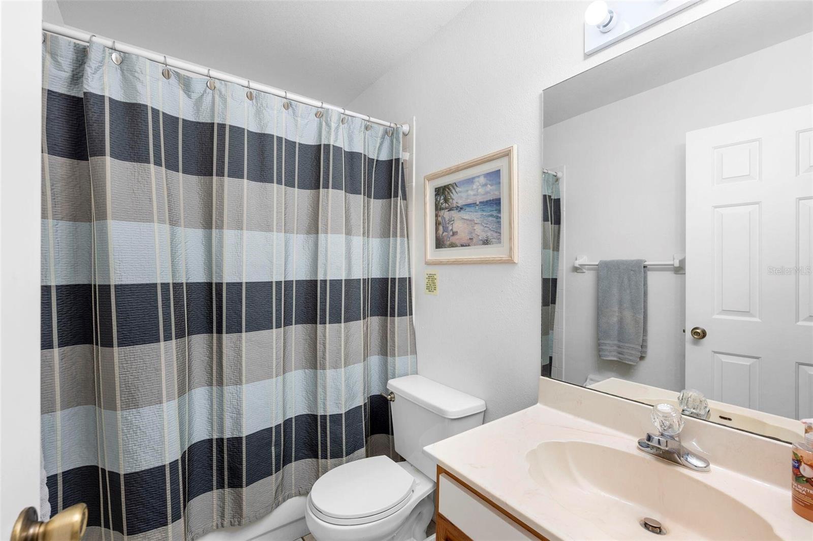 1916 Villaway E Property Photo 24