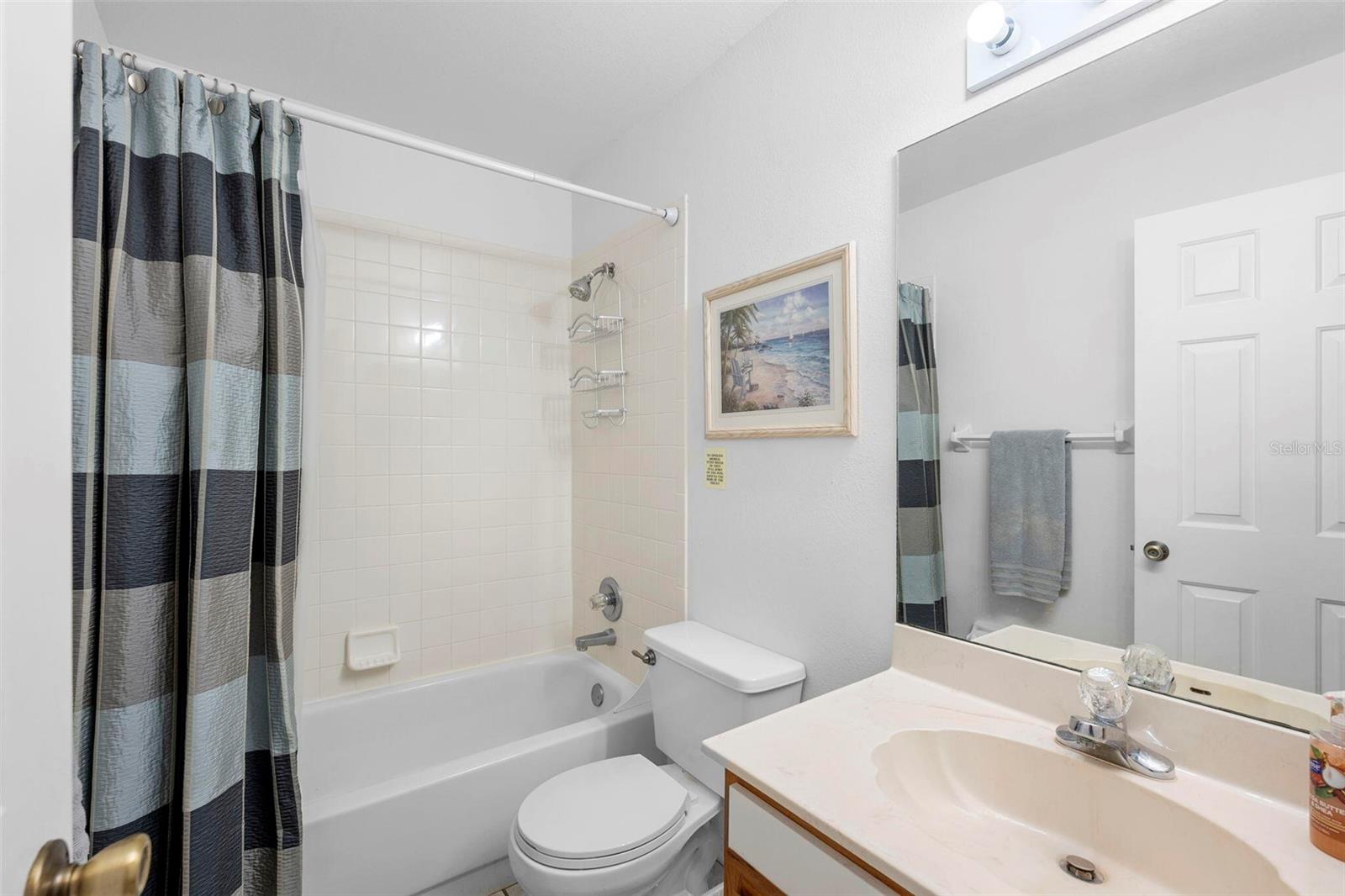 1916 Villaway E Property Photo 25