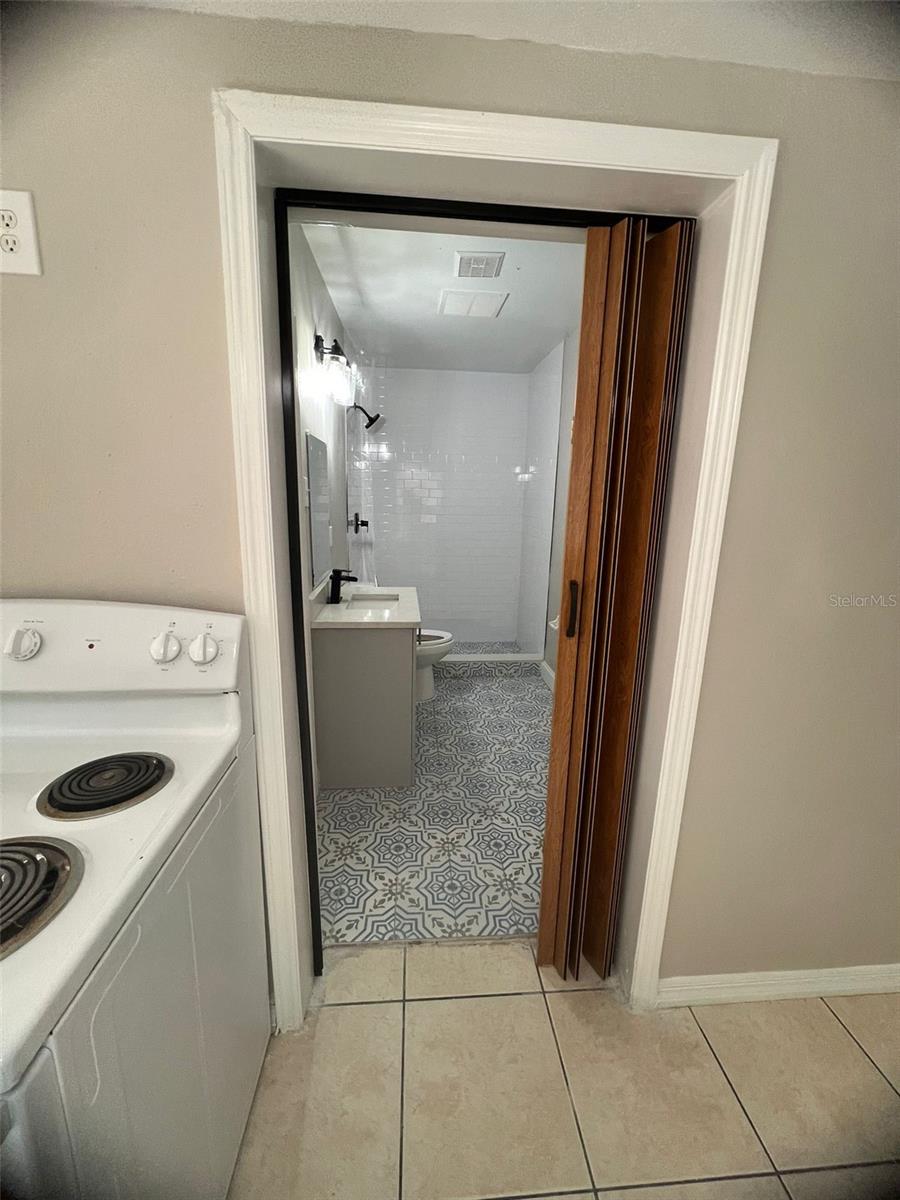 3407 N Avenida Republica De Cuba #a Property Photo 7