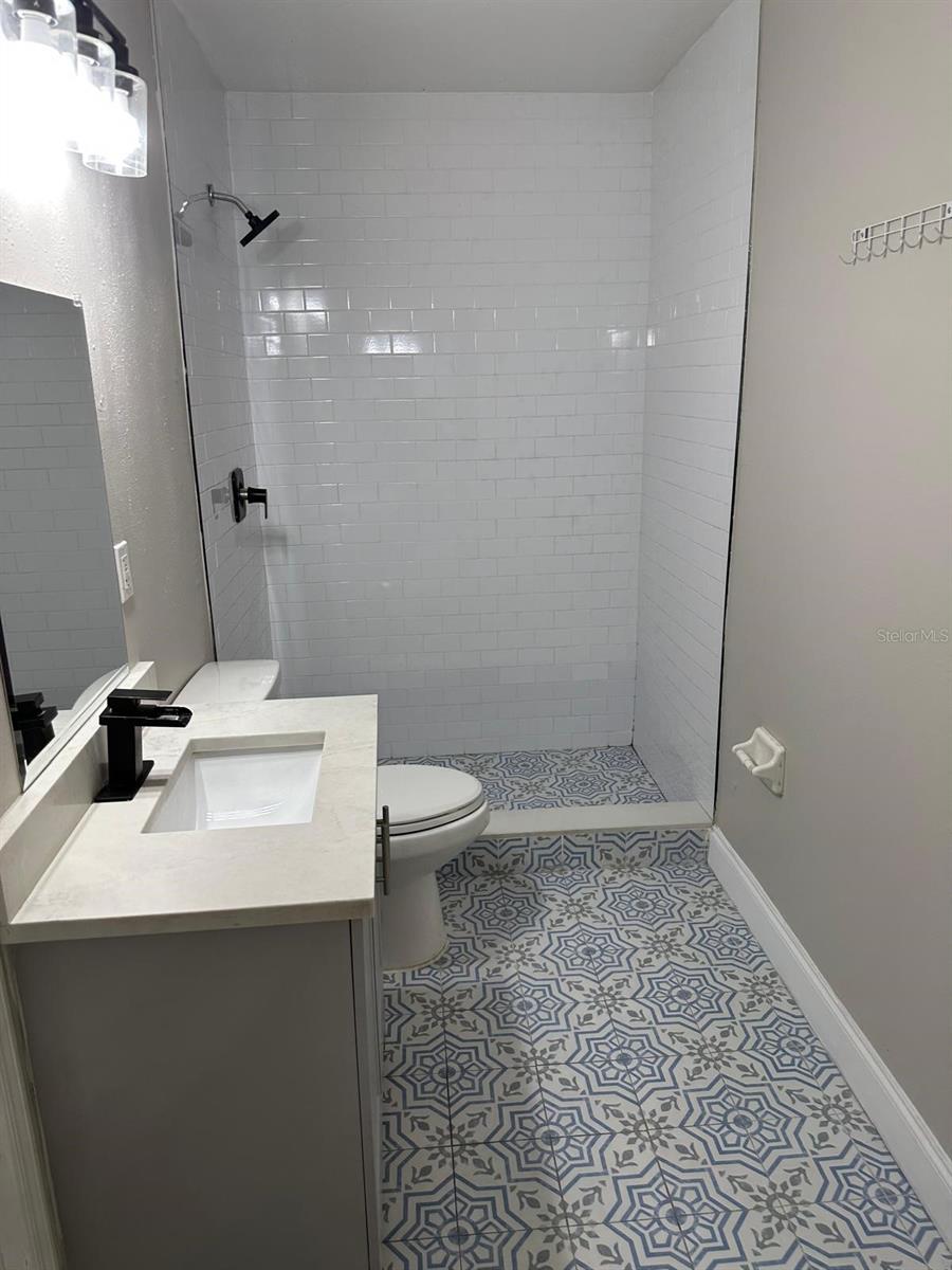 3407 N Avenida Republica De Cuba #a Property Photo 9