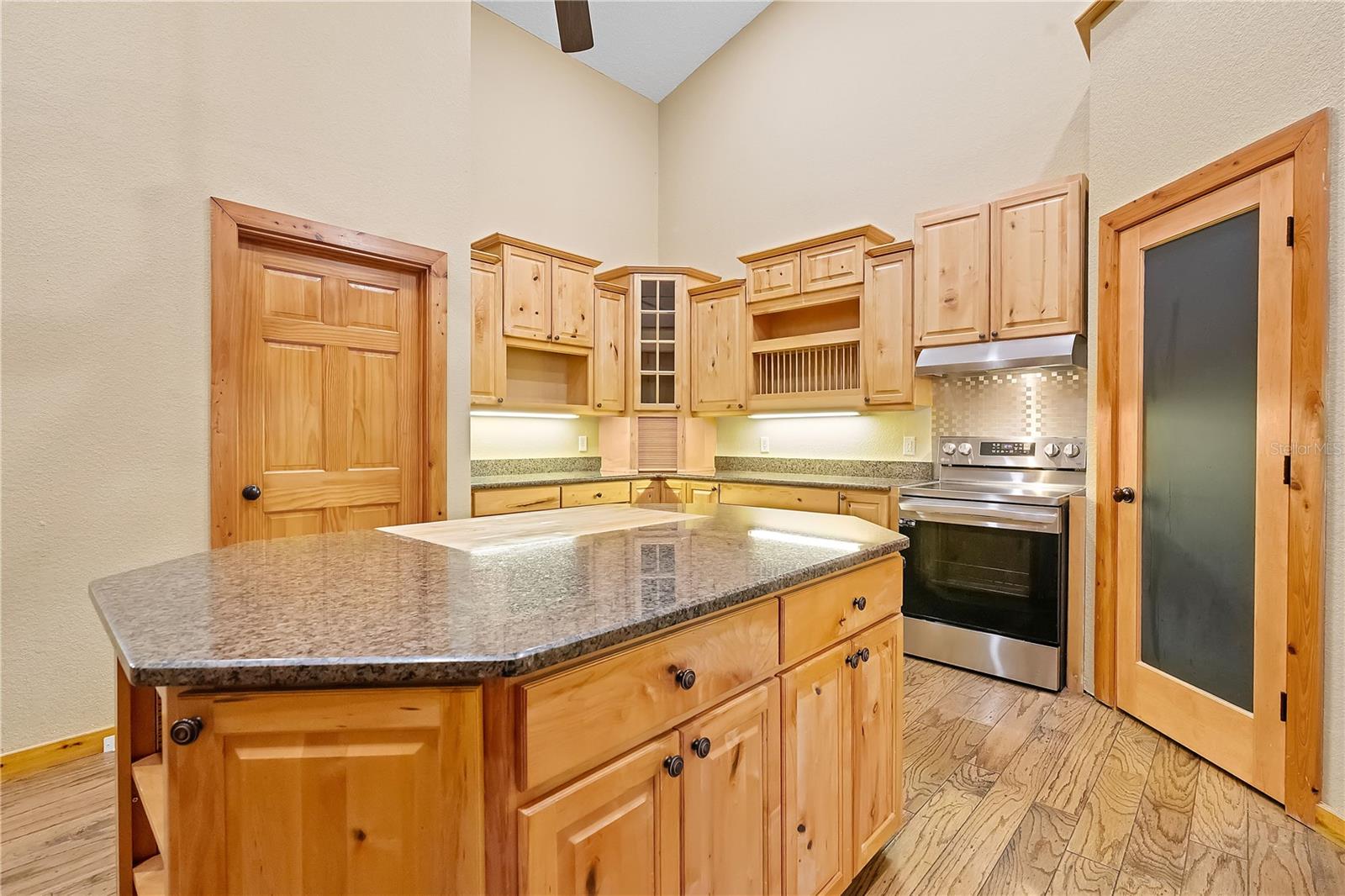 27737 County Road 44a Property Photo 11