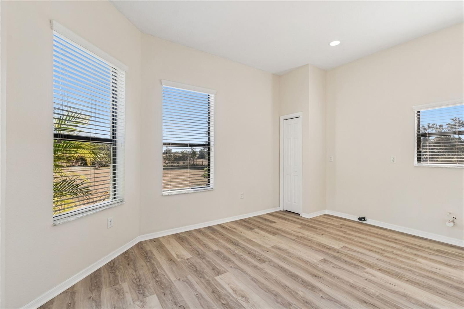 14308 Willow Run Property Photo 21