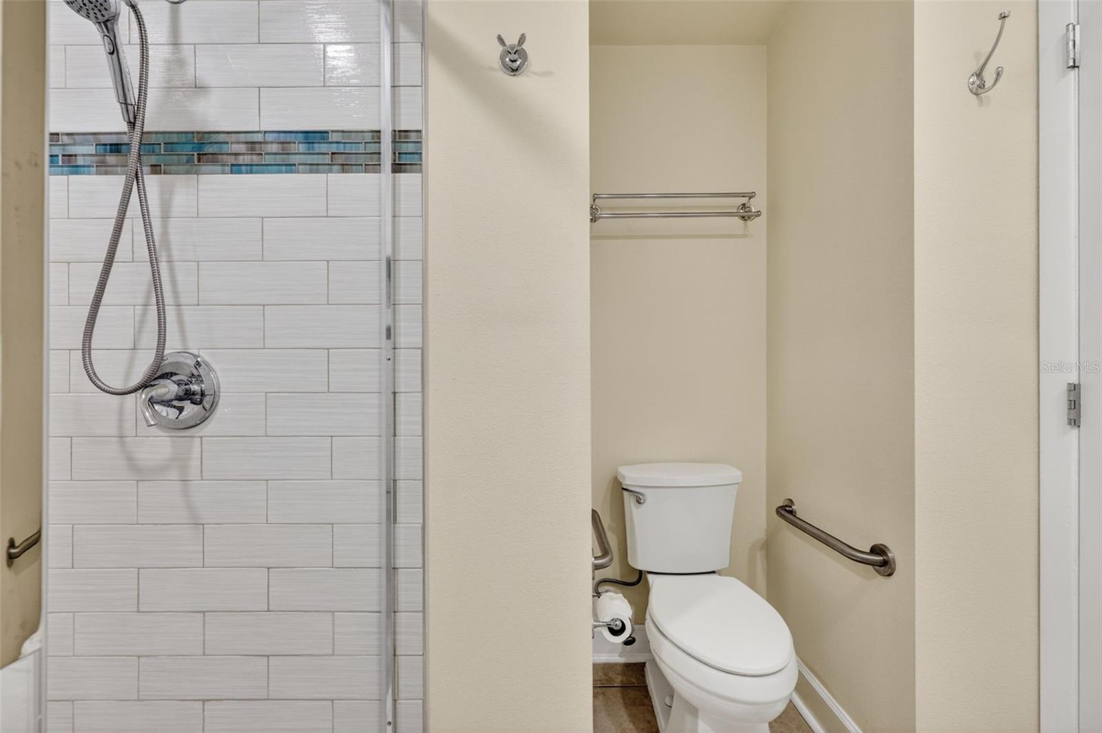 1100 E Bay Dr #43 Property Photo 16