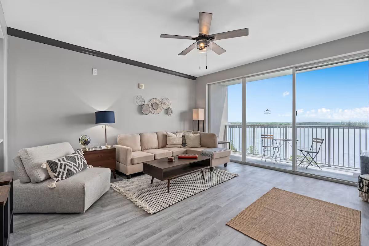 13415 Blue Heron Beach Dr #706 Property Photo 2