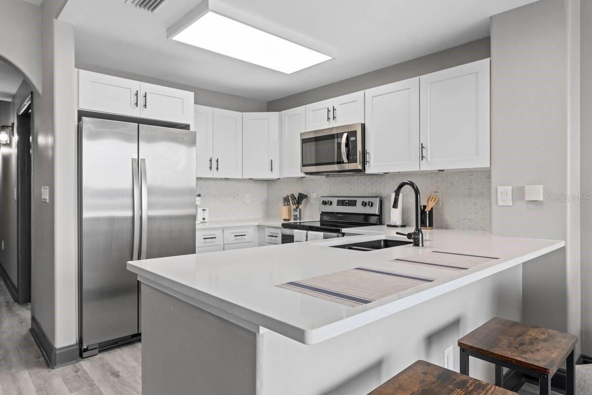 13415 Blue Heron Beach Dr #706 Property Photo 8