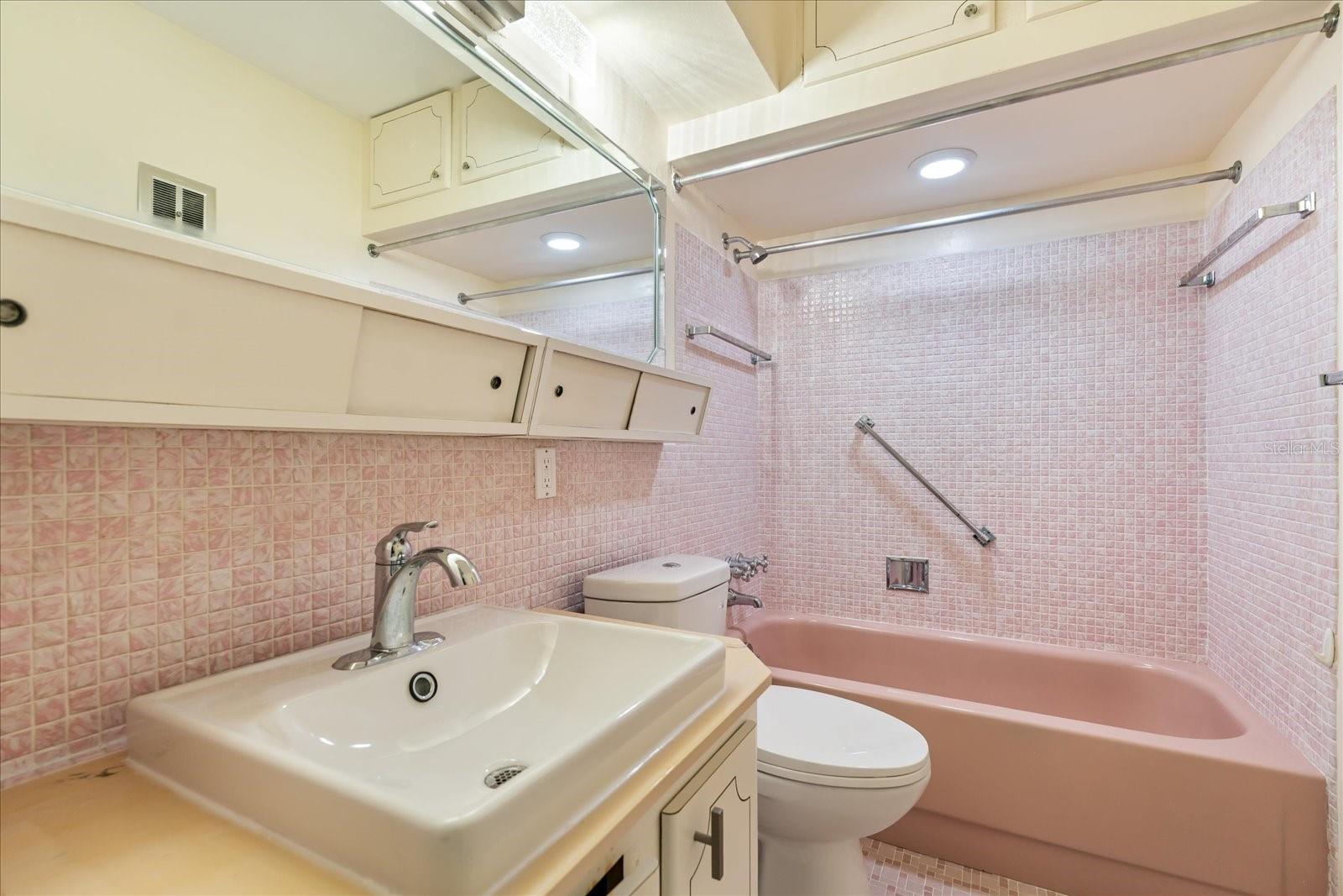 1700 6th St Nw #b24 Property Photo 11