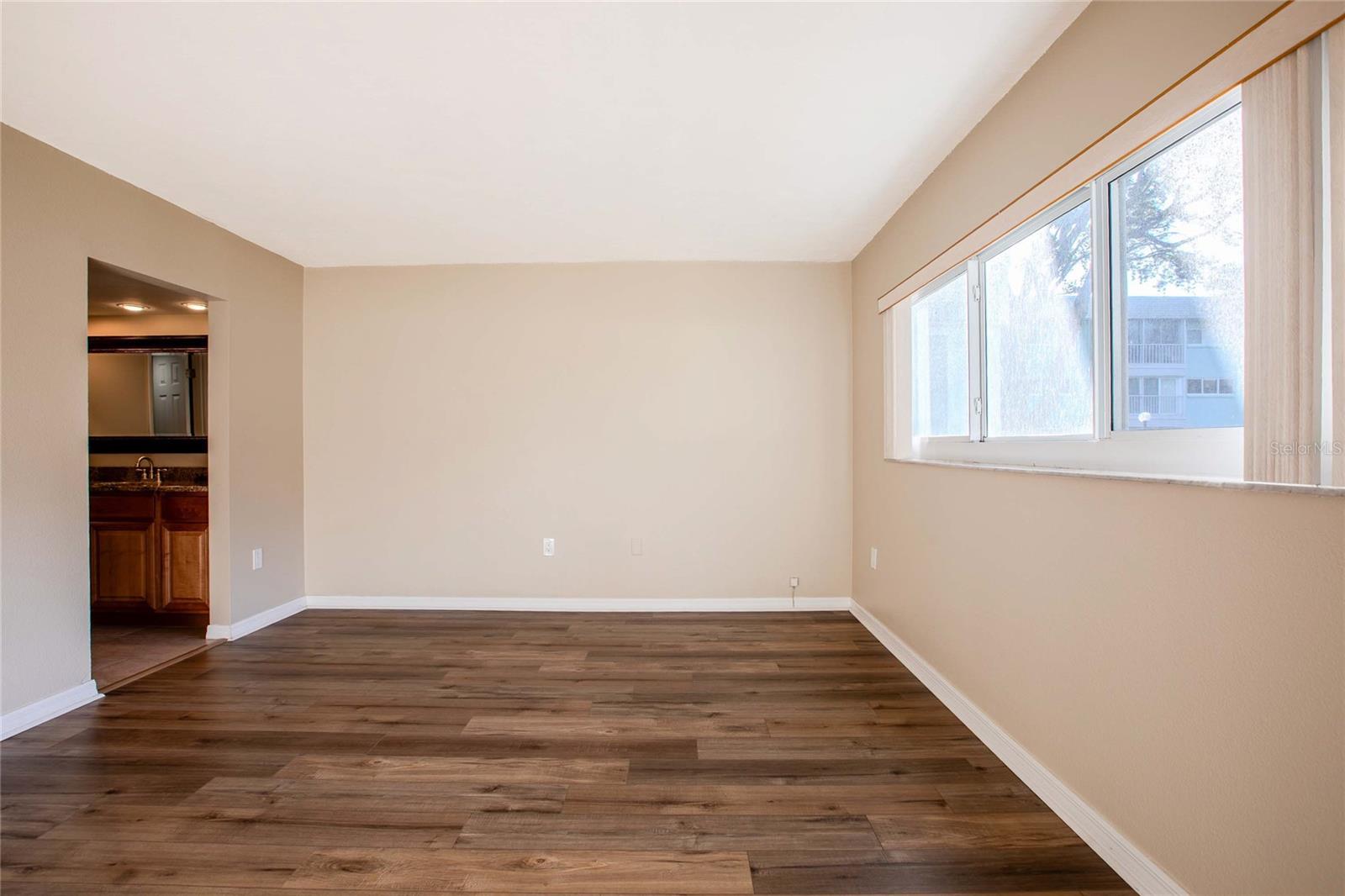3300 Beneva #214 Property Photo 9