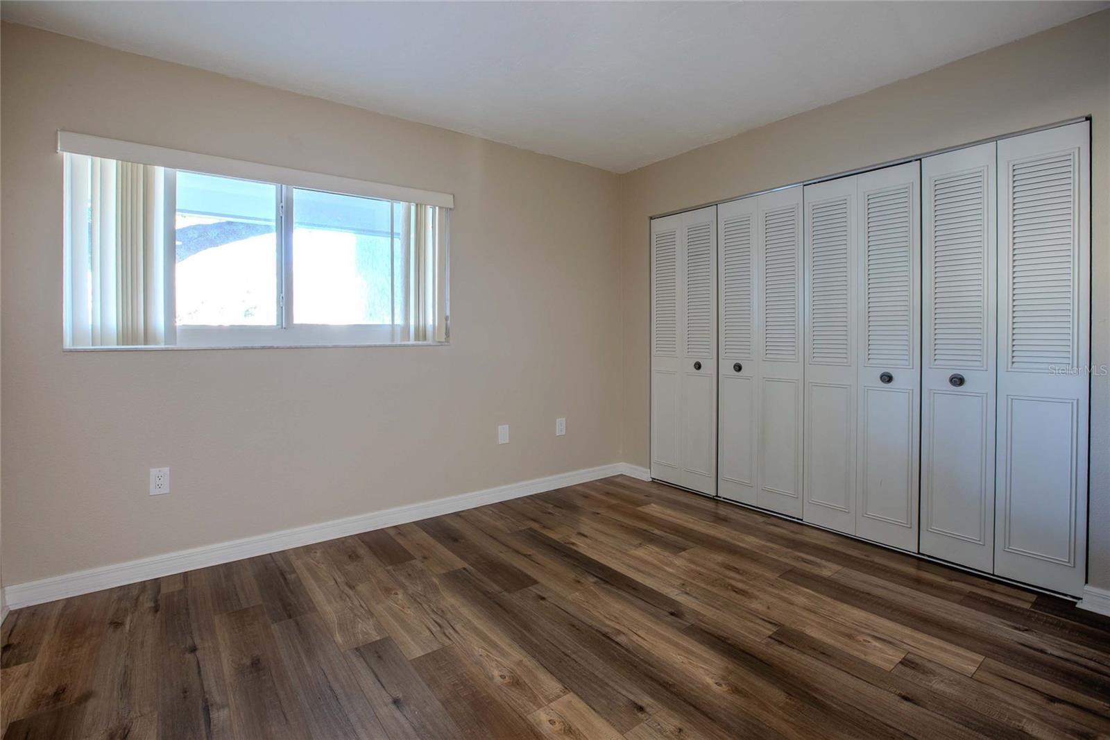 3300 Beneva #214 Property Photo 13