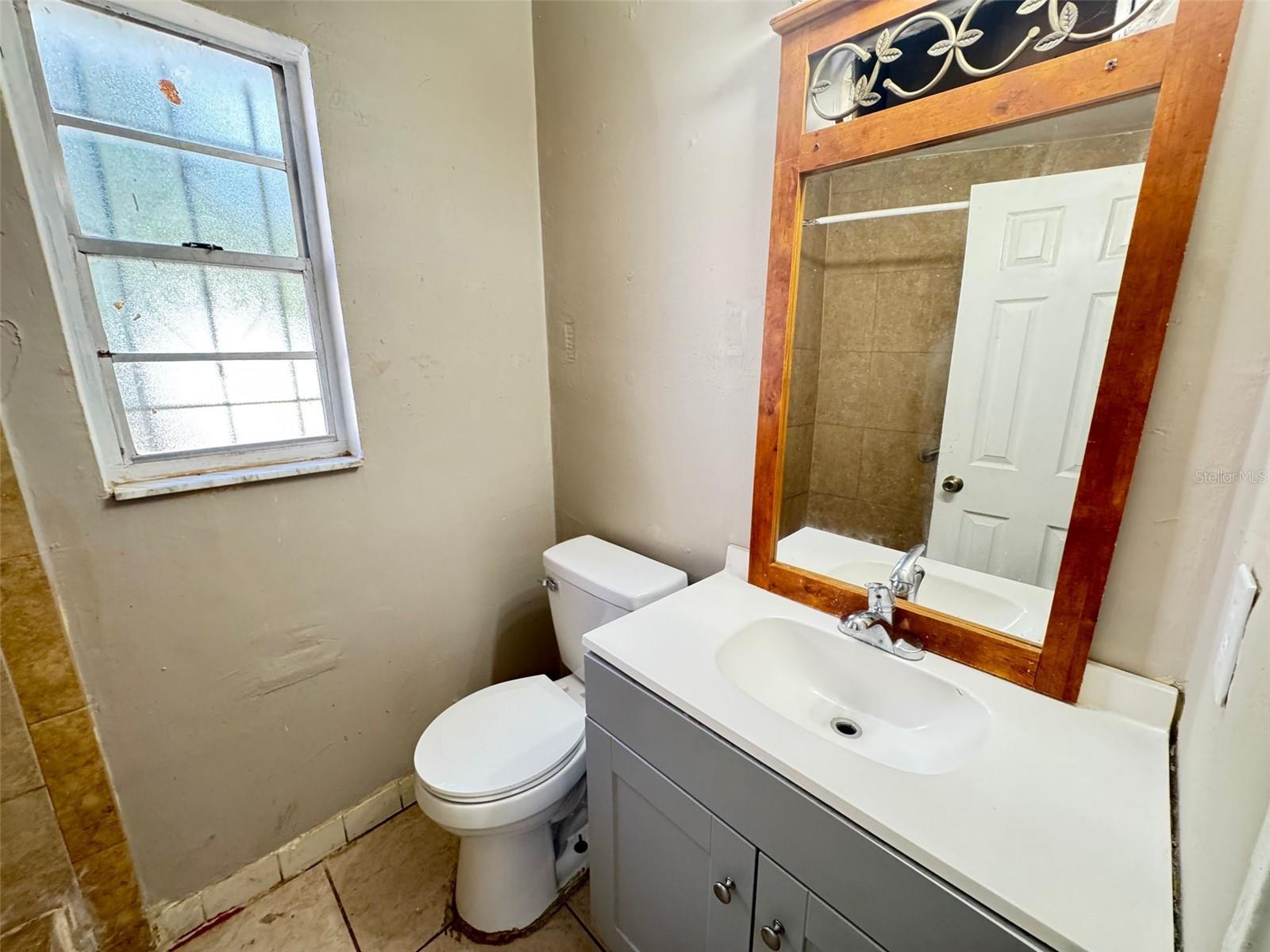 1209 Carlsbad Pl Property Photo 4