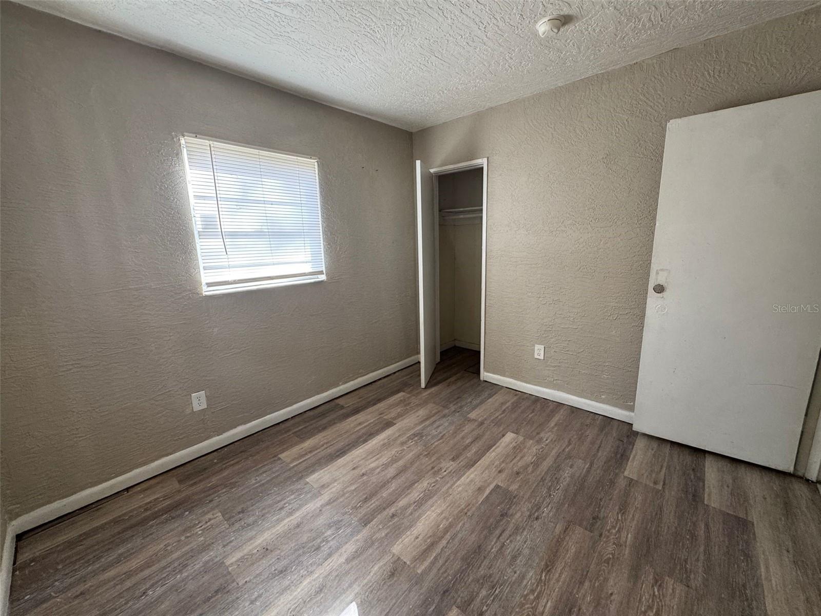1209 Carlsbad Pl Property Photo 5