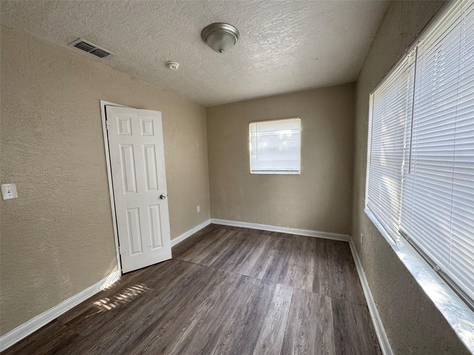 1209 Carlsbad Pl Property Photo 25