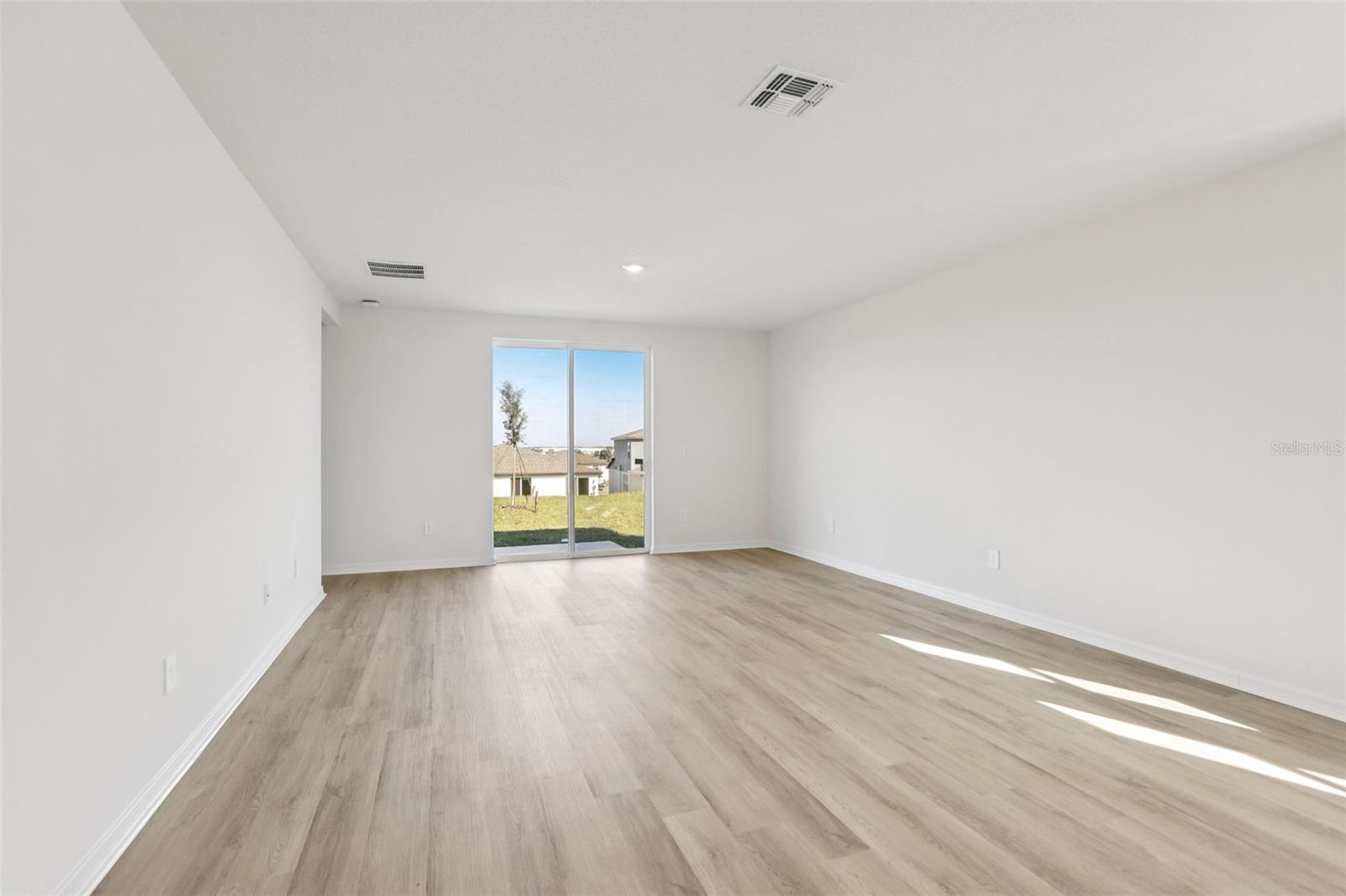 31583 Wild Grape Ln Property Photo 10