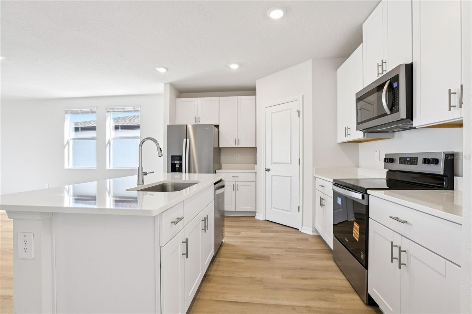 31583 Wild Grape Ln Property Photo 12