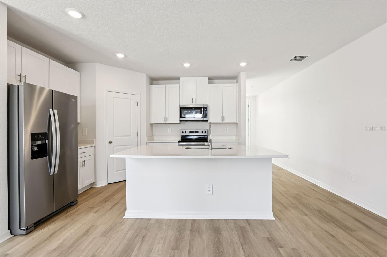 31583 Wild Grape Ln Property Photo 14