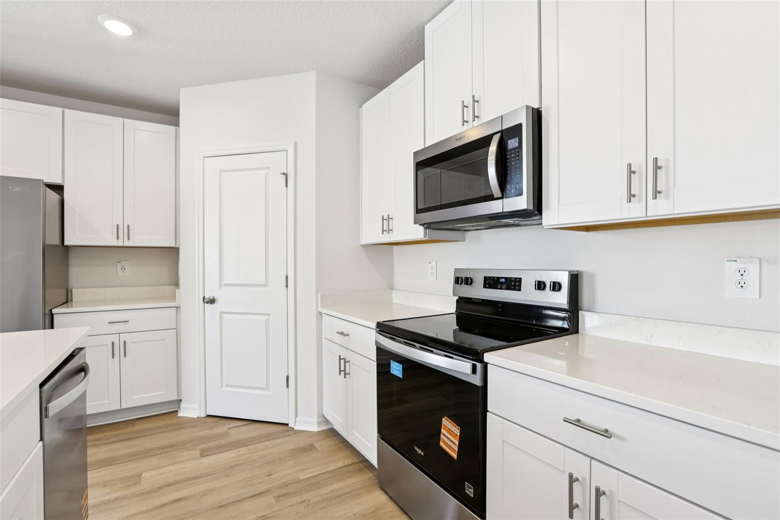 31583 Wild Grape Ln Property Photo 17