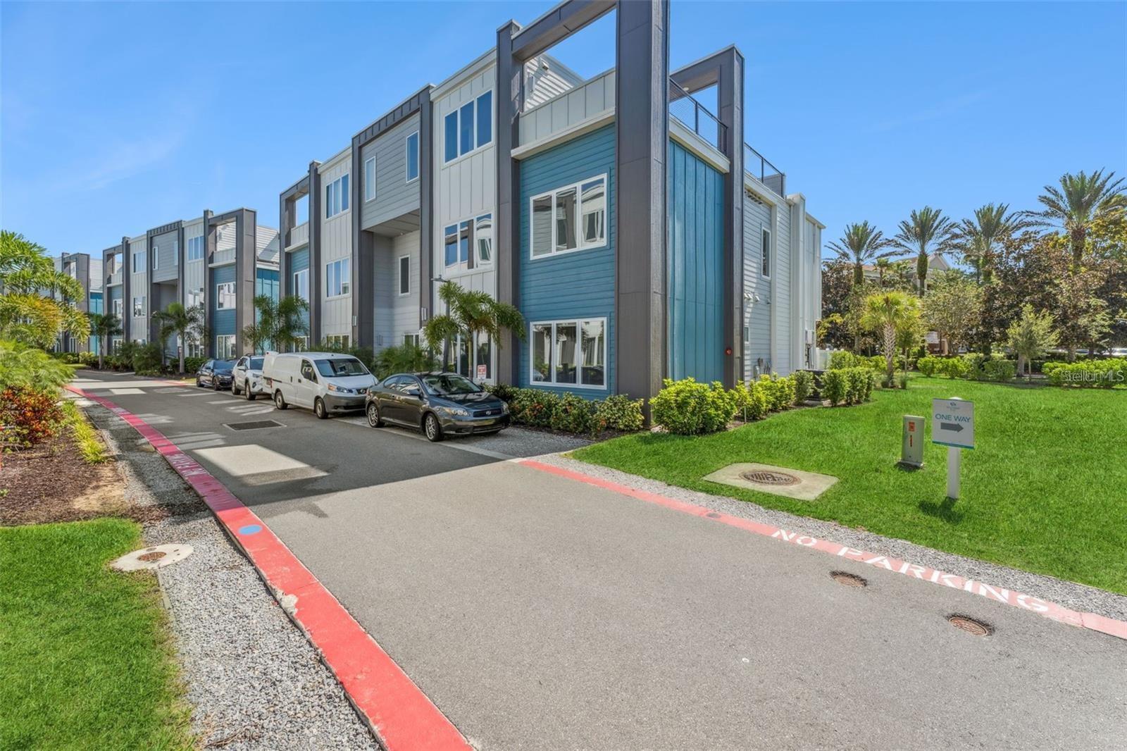 O6372093 Property Photo 1