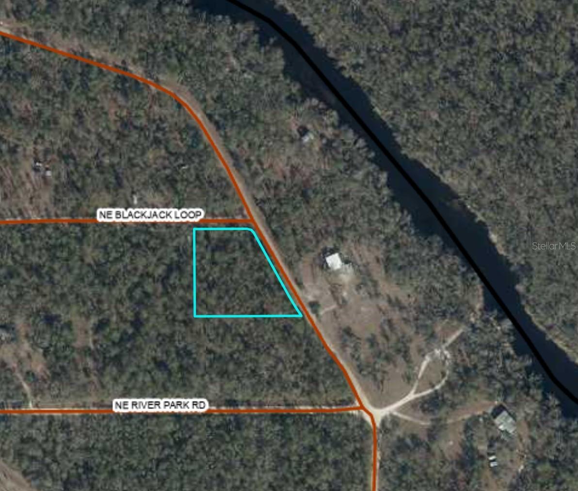Ne Timber River Loop Property Photo 2