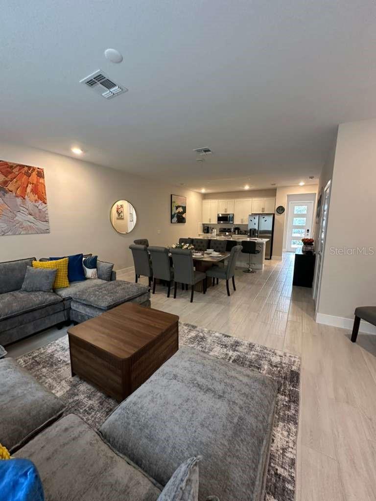 O6372162 Property Photo 4