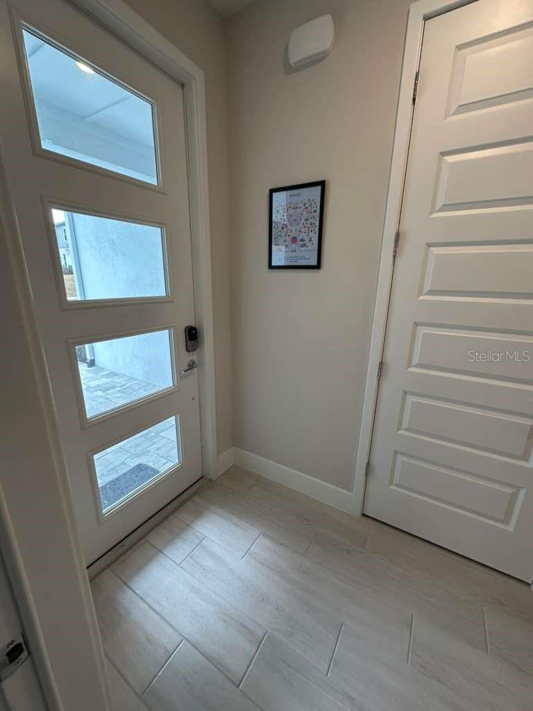 O6372162 Property Photo 12