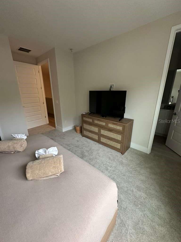 O6372162 Property Photo 24