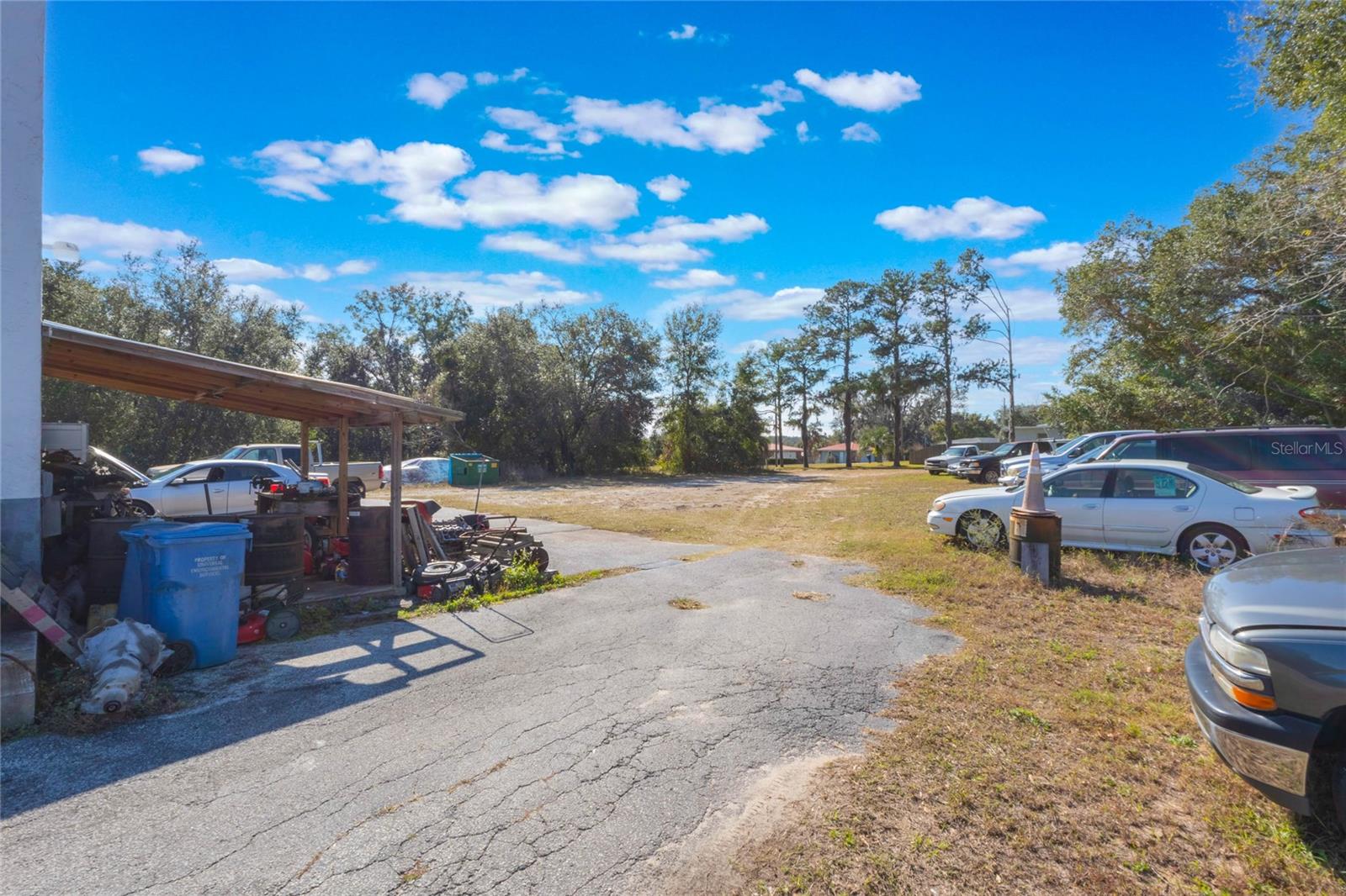 3190 S Florida Ave Property Photo 17