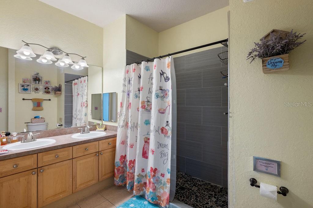 302 Terrace Ridge Cir #302 Property Photo 19