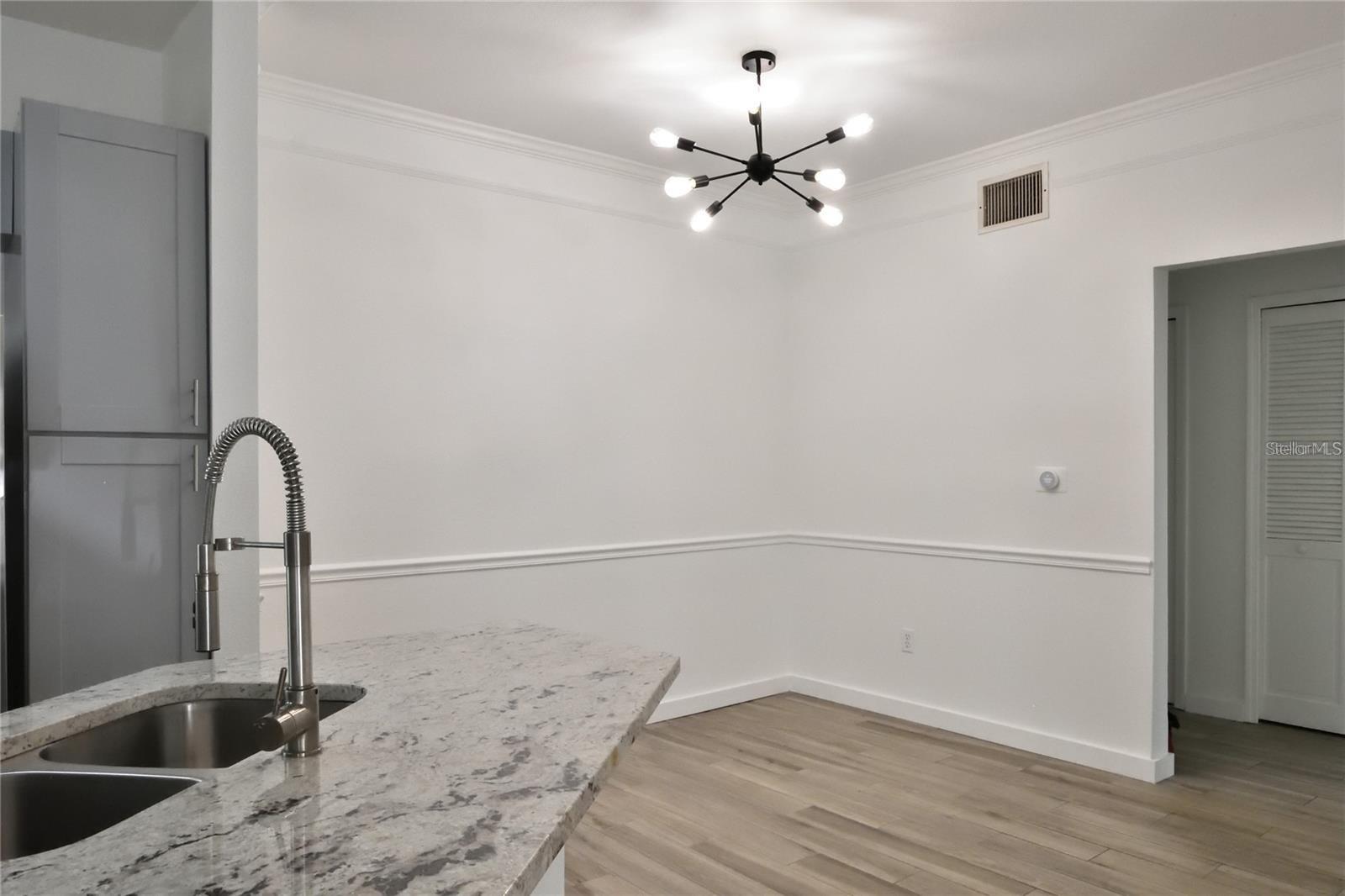3396 Parkchester Square Blvd #104 Property Photo 6